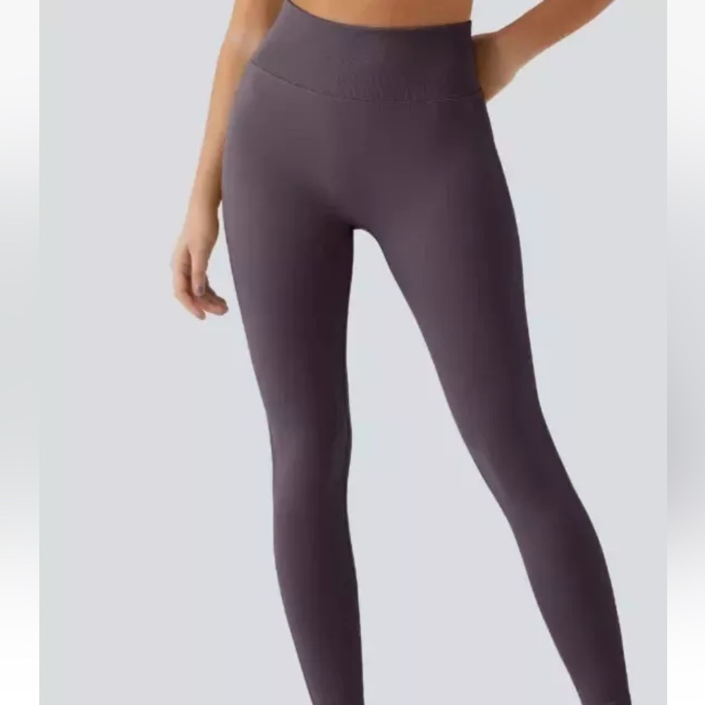 Halara Purple Scrunch Butt Side Ribbed High Waist Butt Lifting 7/8 Legging S NWT
